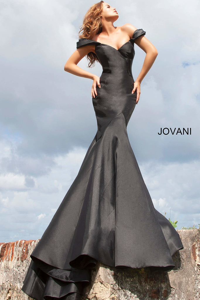 Black mermaid Jovani prom gown 02359