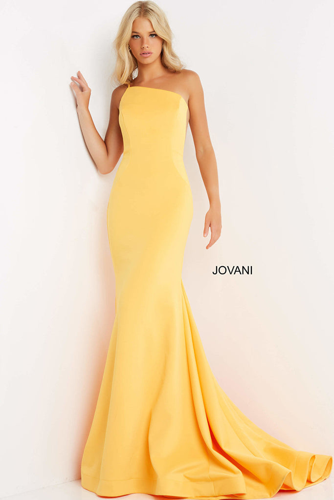 yellow dress with train 06763